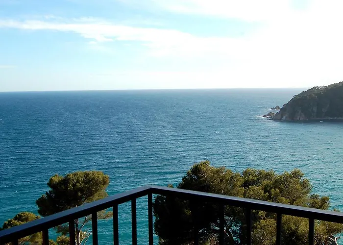 Art De Vivre - Cala Llevado *