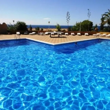 Art De Vivre - Cala Llevado *